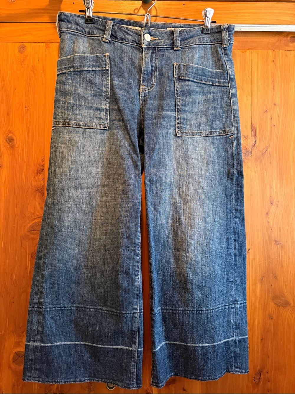 Pilcro and the Letterpress Women's Cropped Wide-Leg Jeans in Washed Blue